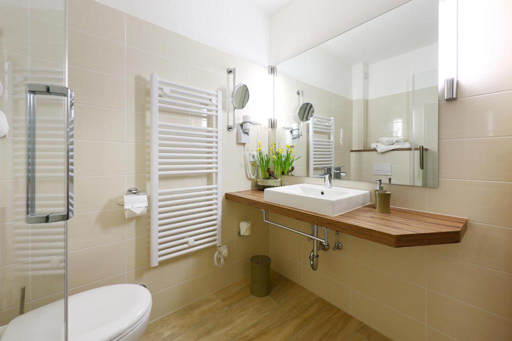 Hotel Kaiserpfalz Paderborn Rum bild